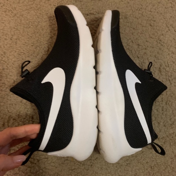 Nike Shoes - Black No Lace Nike’s
